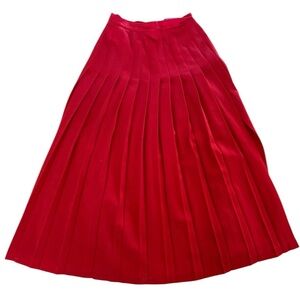 Ellen Tracy Red Wool Pleated Skirt